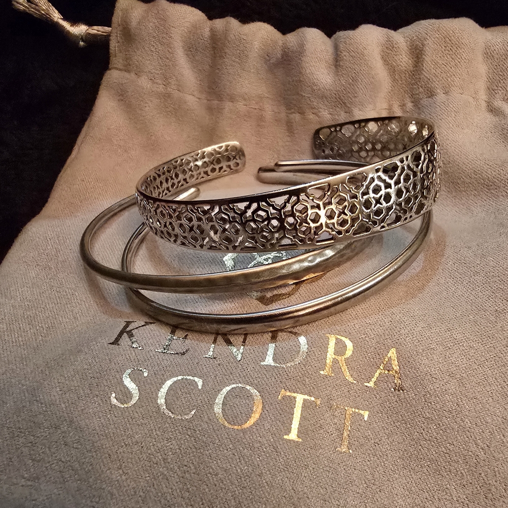 Kendra Scott Silver Tiana Cuff Bracelet Set - Picture 10 of 16